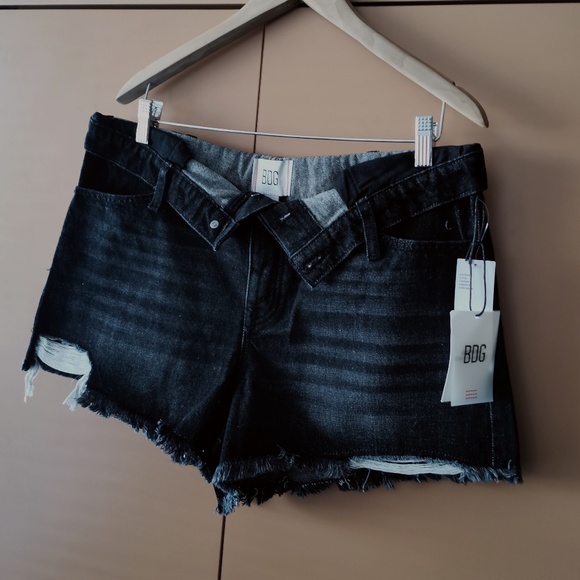 URBAN OUTFITTERS - BDG Foldover V-Front Denim Short - NWT (size 31) - Picture 4 of 13
